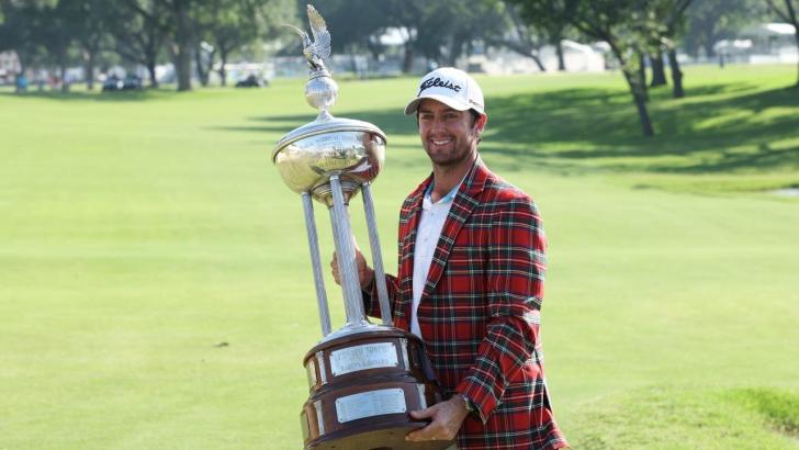 Golfer Davis Riley